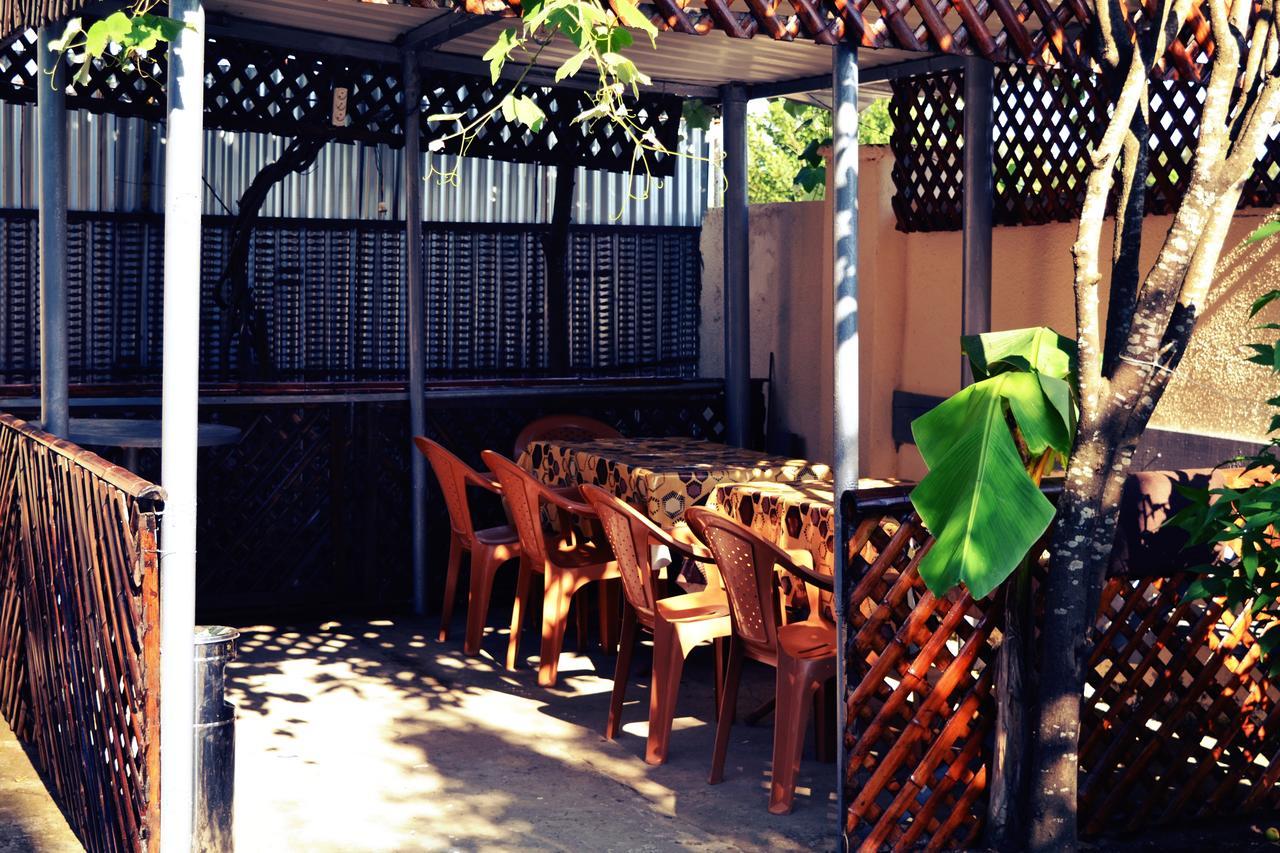 Saba Guest House Ureki Exteriör bild